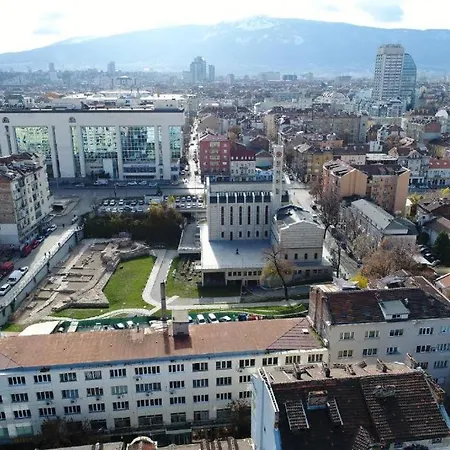 Deluxe In The Middle Of The Downtown Appartamento