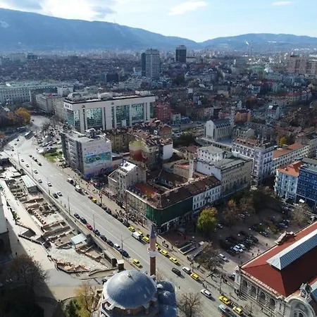 Апартаменты Deluxe In The Middle Of The Downtown *