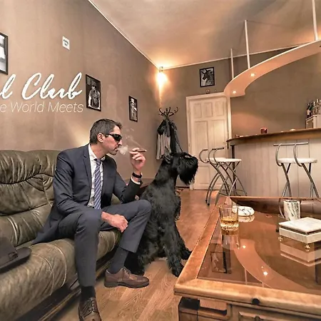 Апартаменты Deluxe In The Middle Of The Downtown София